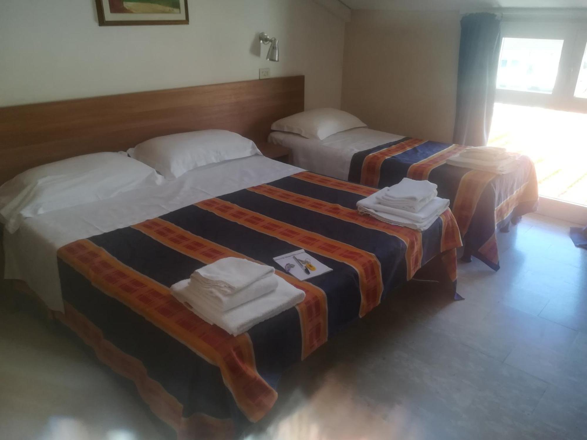 Hotel Derna Viareggio Exteriör bild